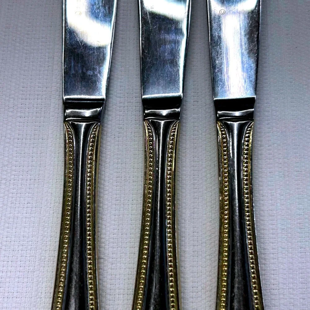 3pc International Silver Royal Bead Gold Dinner Knives 9